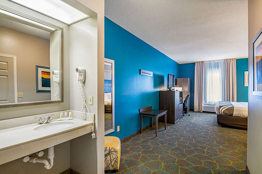 Quality Inn Harrisonburg I 81 - photo 12