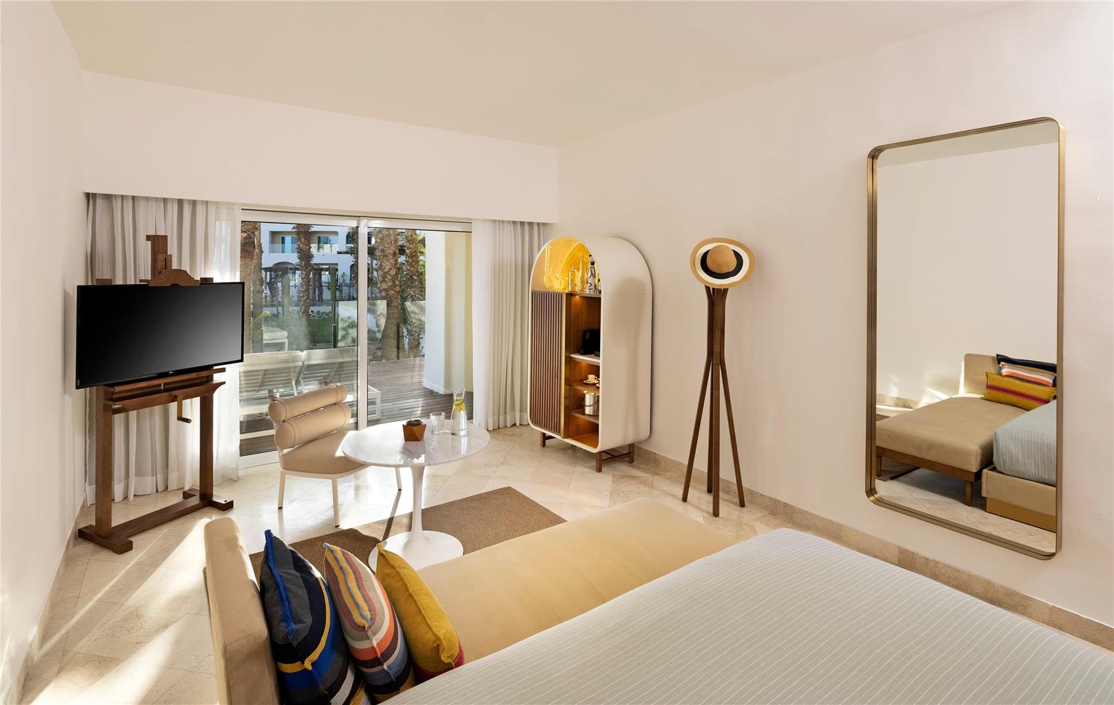 Guest room