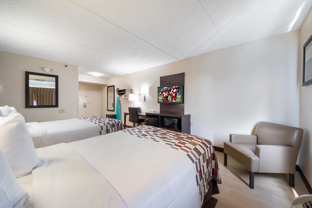 Red Roof Inn Laredo - photo 19
