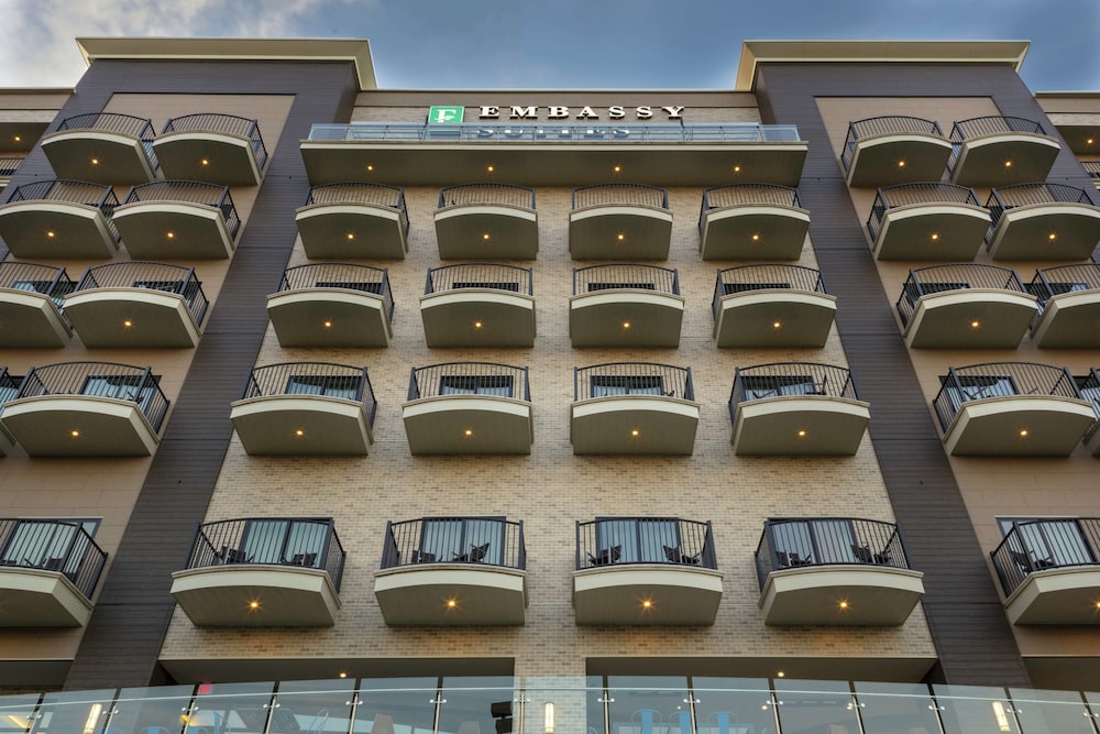 Embassy Suites by Hilton Grand Rapids Downtown MI - photo 45
