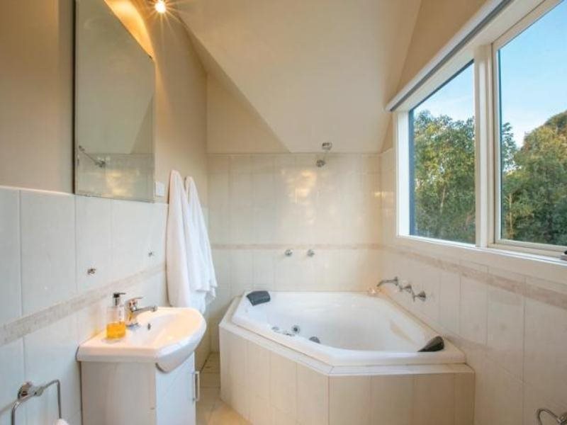 Jolee Accommodation — carbon neutral stay, Daylesford