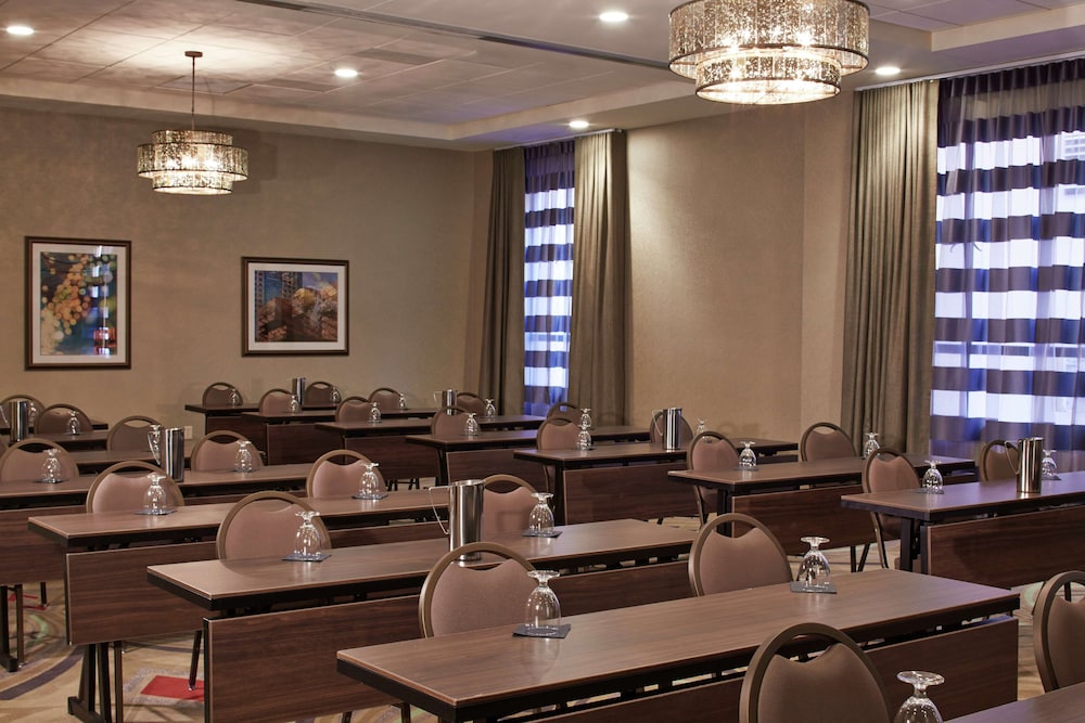 Hilton Garden Inn Phoenix Downtown - photo 69