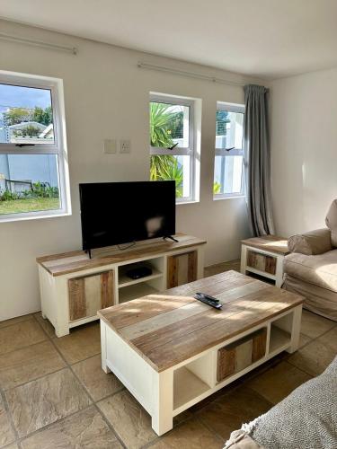 Myrtle 3 Bed House