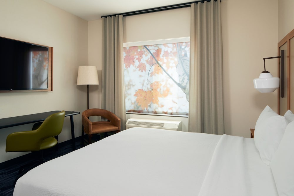 Fairfield Inn & Suites by Marriott Palmdale West - photo 7