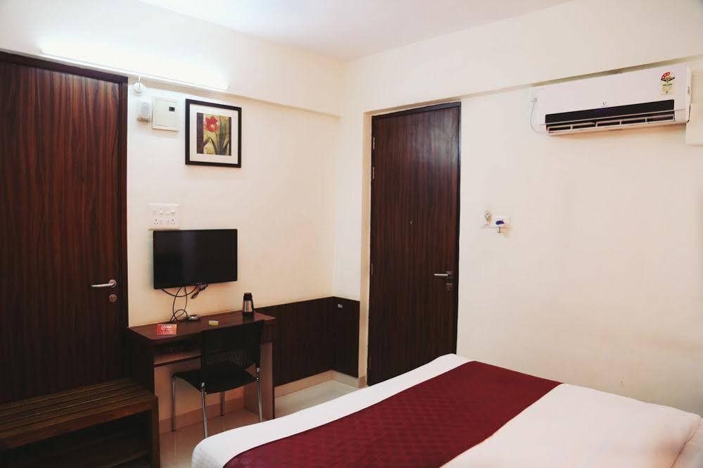 OYO Rooms Hadapsar - last minute hotel in Pune