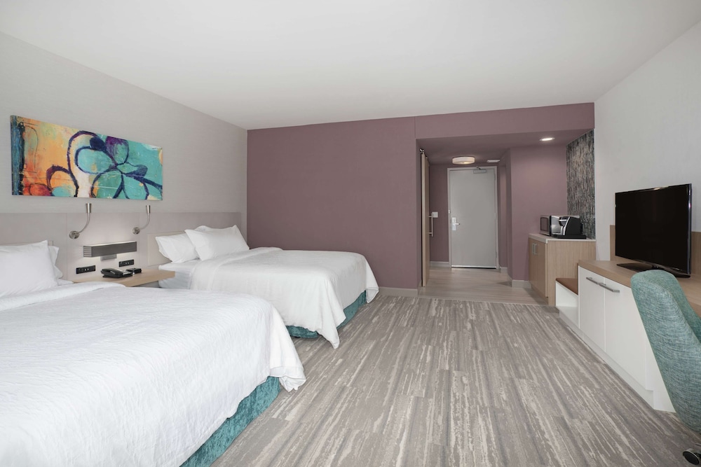 Hilton Garden Inn Omaha Aksarben Village - photo 19