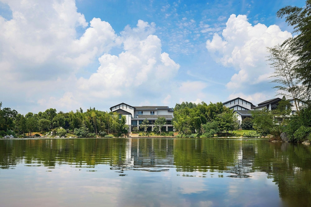 Grand New Century Resort Changxing A Tribute Portfolio Resort in Huzhou, People's Republic of China