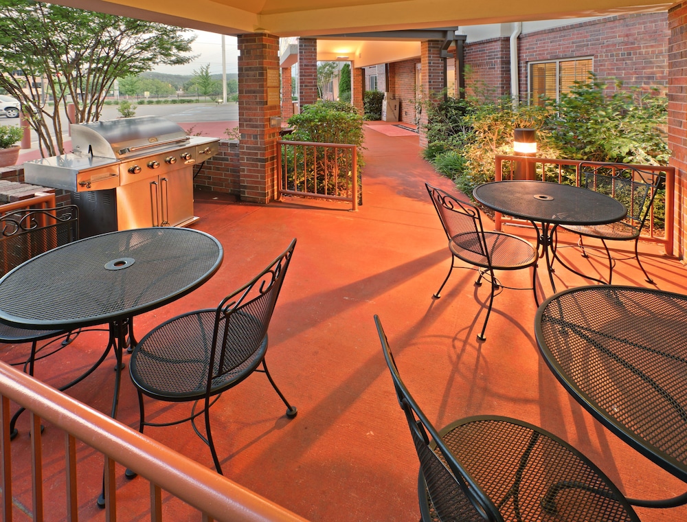 Candlewood Suites West Little Rock by IHG - photo 29