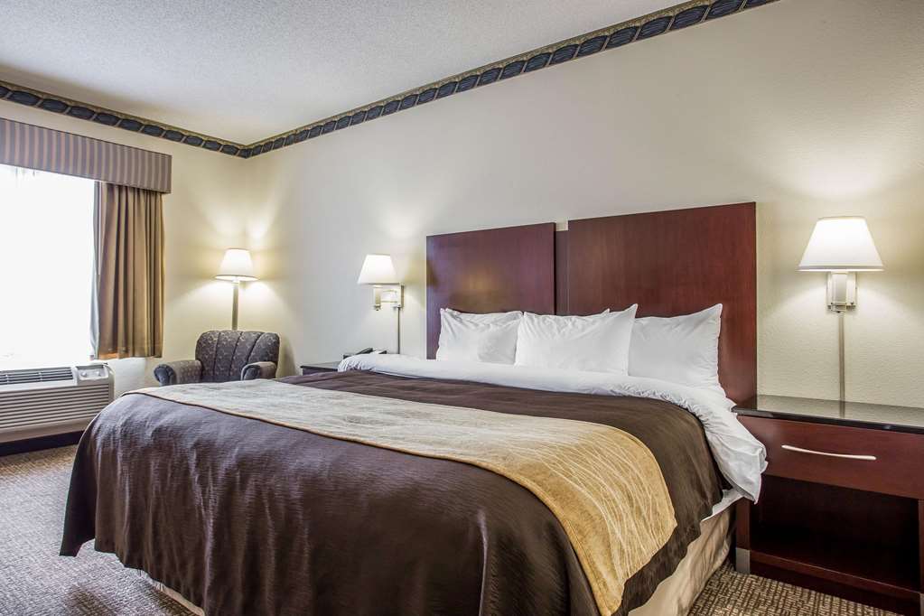 Comfort Inn & Suites Ft. Jackson Maingate - photo 7