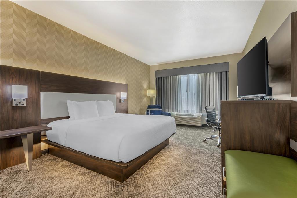 Best Western Plus Parkside Inn & Suites - photo 6