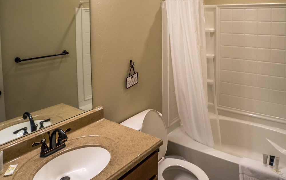 Candlewyck Cove Resort - photo 45