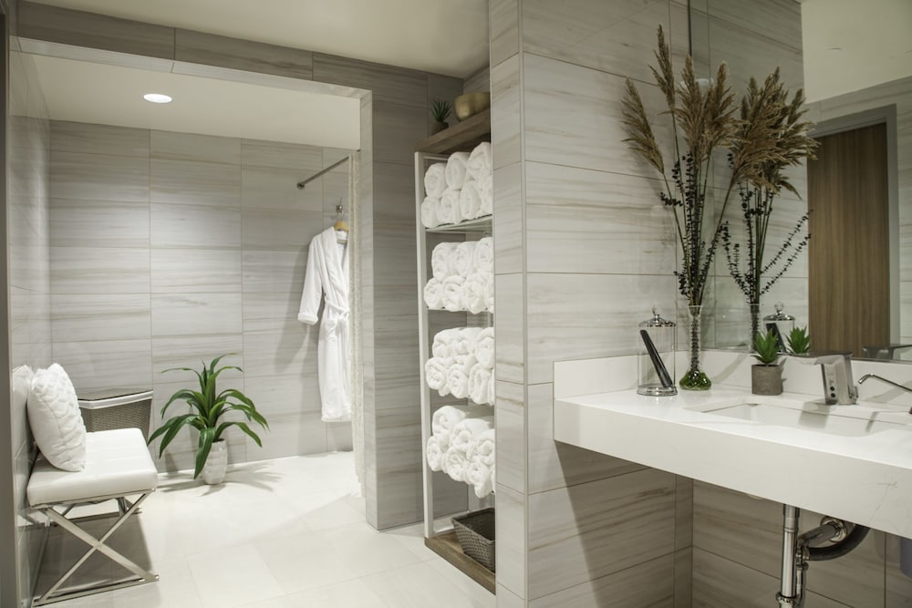 Legacy Resort Hotel & Spa - photo 22