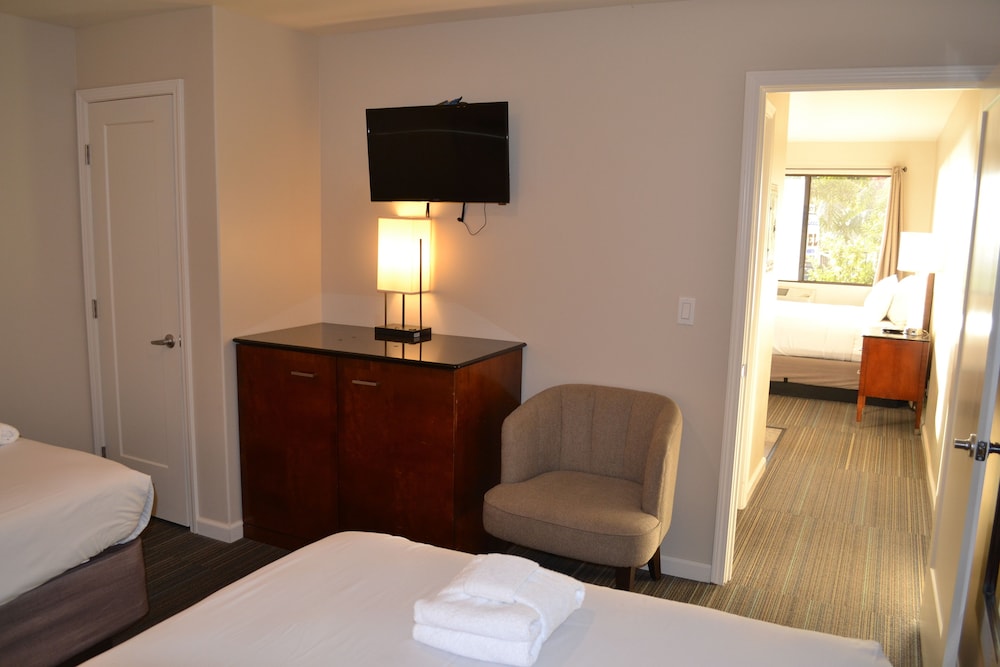 Moonlight Beach Motel - photo 18