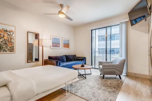 Sentral East Austin at 1630 E Sixth - photo 9