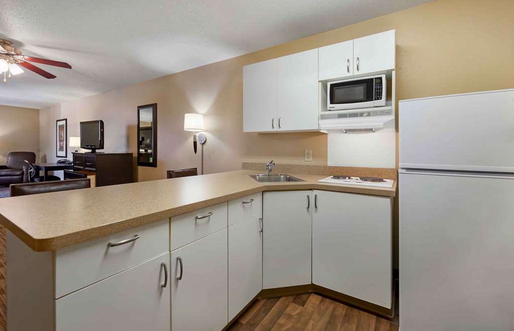 Extended Stay America Suites Madison Junction Court - photo 35