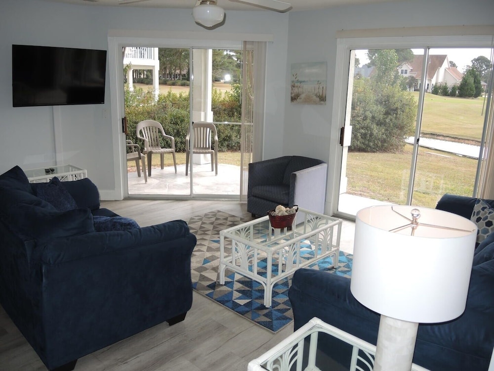 Family Friendly Golf Course View Condo 101M with Great Brunswick Plantation Resort Amenities by RedAwning - photo 11