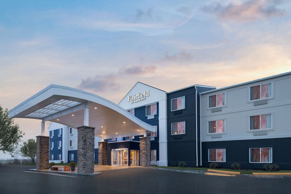 Fairfield Inn By Marriott Kansas City Airport in Kansas City, United States