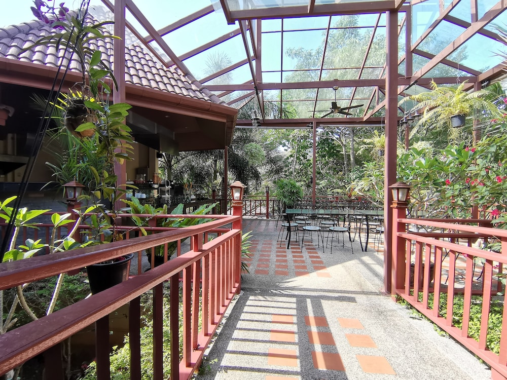 Vimonsiri Hill Resort & Spa — Phuket — photo 2