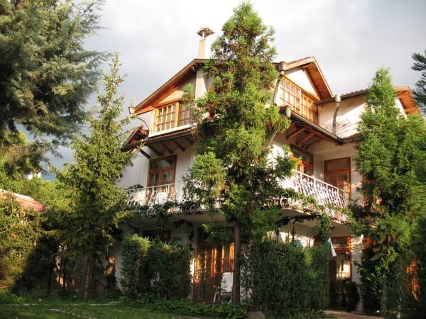 Park Hotel Amfora Free Parking - carbon neutral hotel in Sofia
