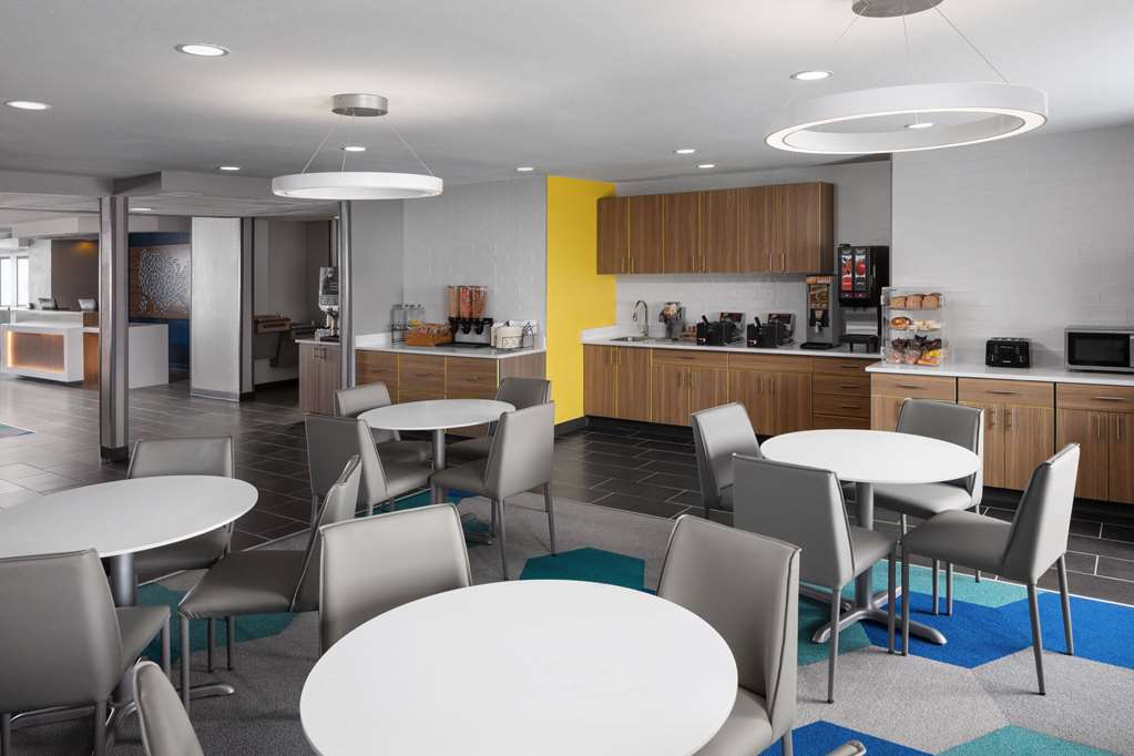 Microtel Inn & Suites by Wyndham Rapid City - photo 43