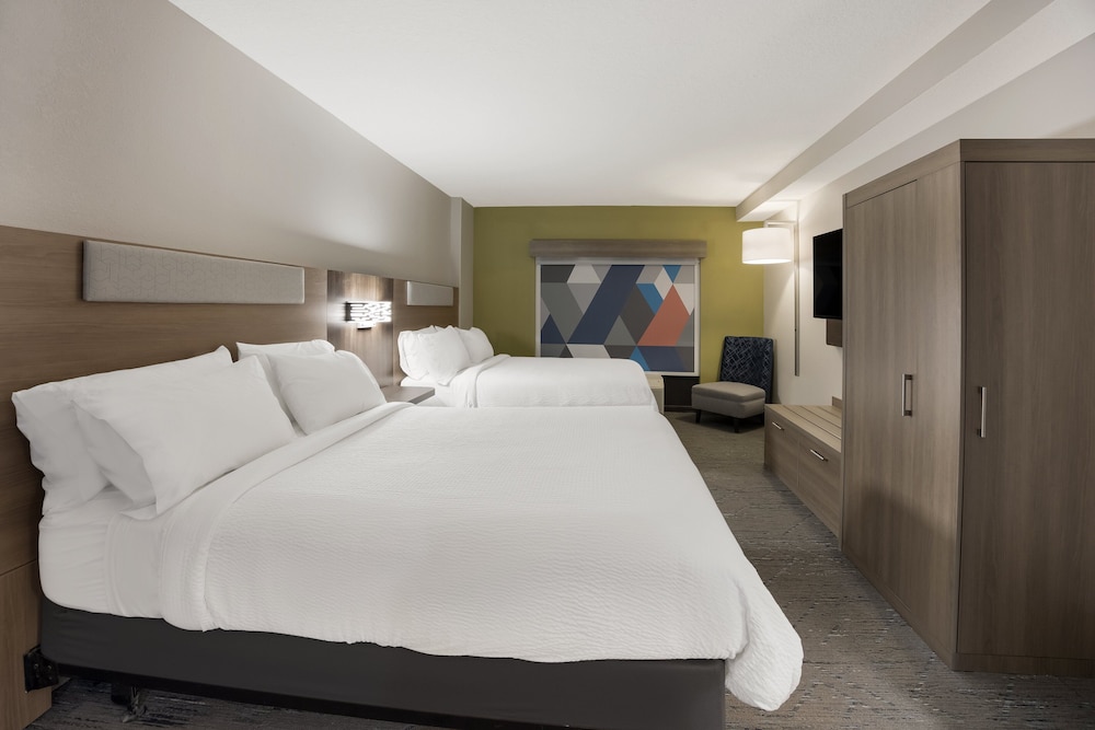 Holiday Inn Express Hotel & Suites PERRY by IHG - photo 29