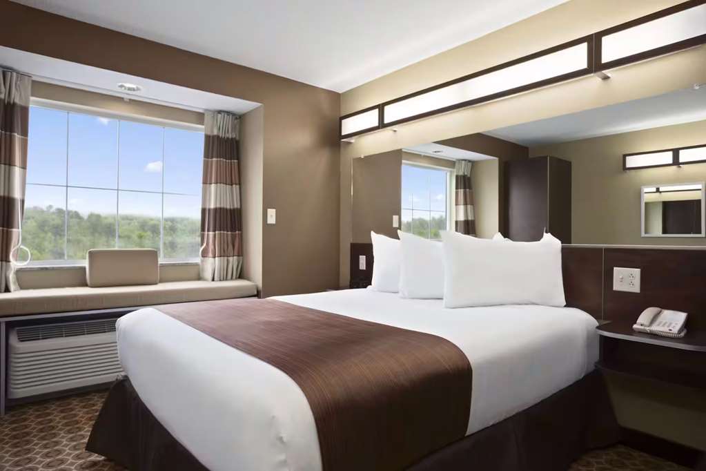 Sonesta Essential Fairmont - photo 10