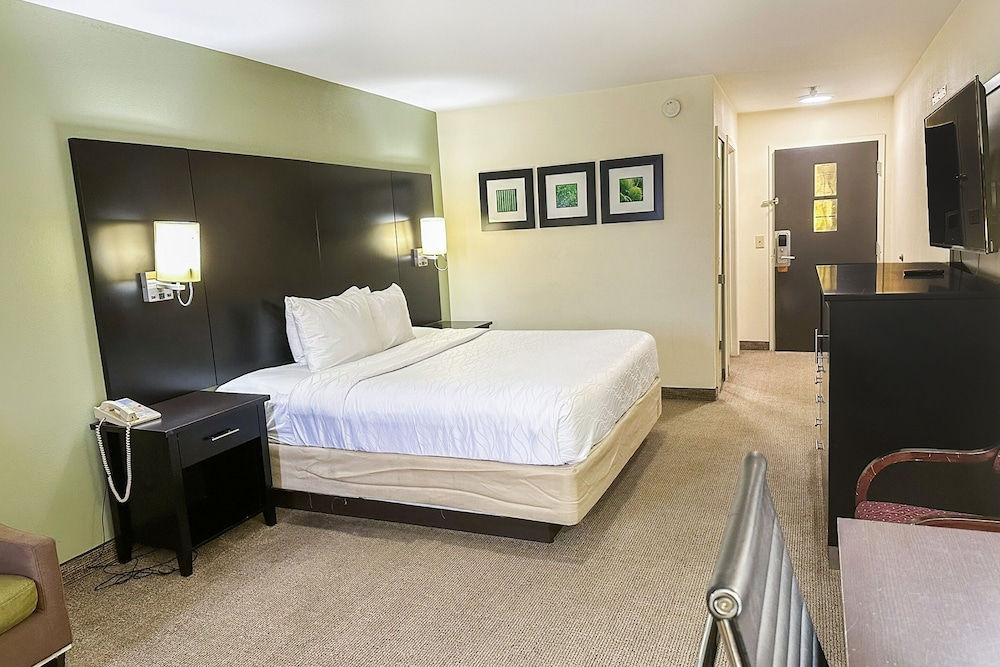 Oyo Hotel Rome West Ga - photo 17