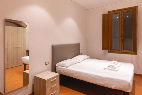 Cozy and Charmin 3BR Apartment Steps By Duomo — 4-Star Luxury Hotel in Florence, Italy