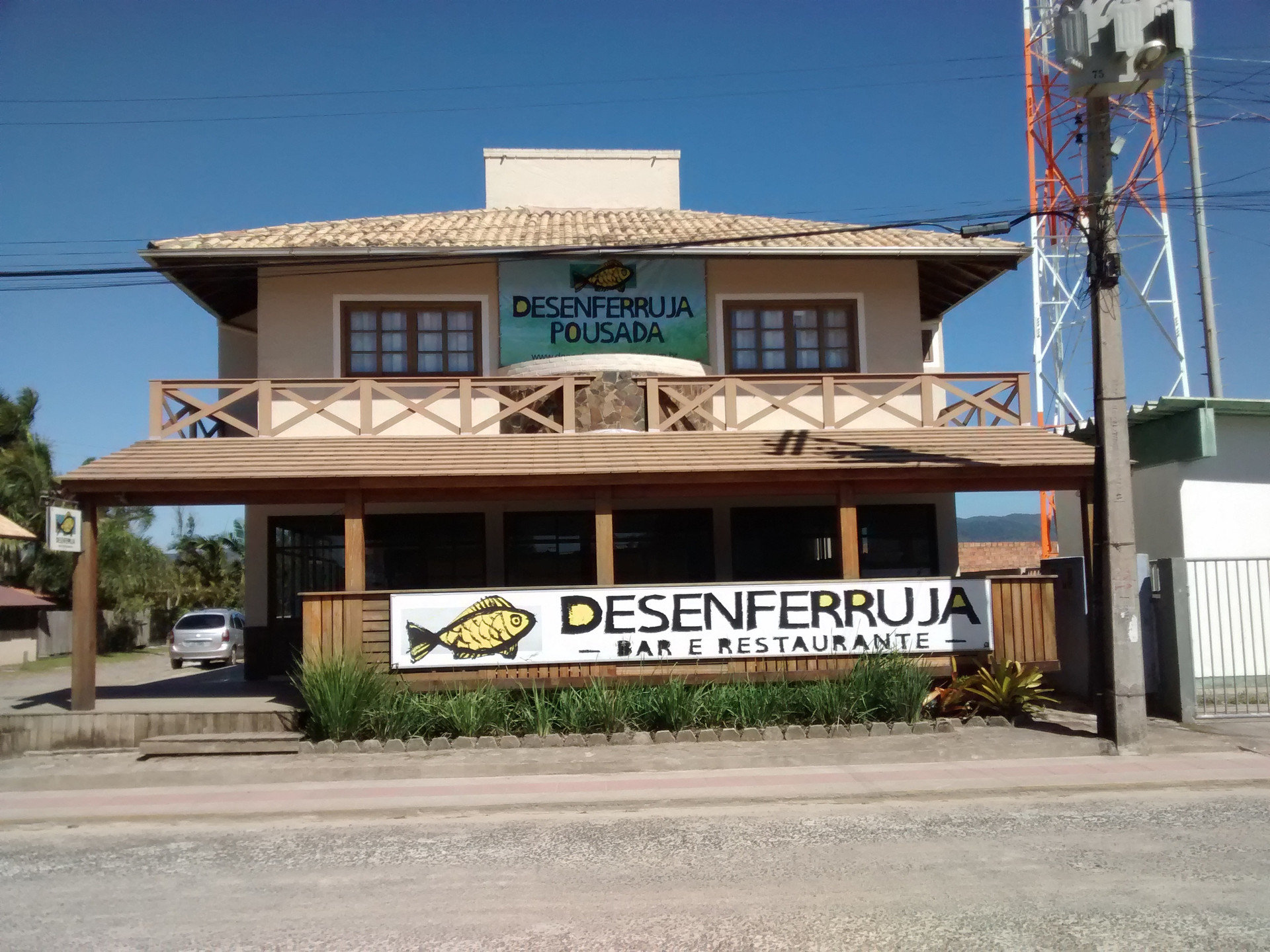 Desenferruja Pousada — Unknown City — photo 5