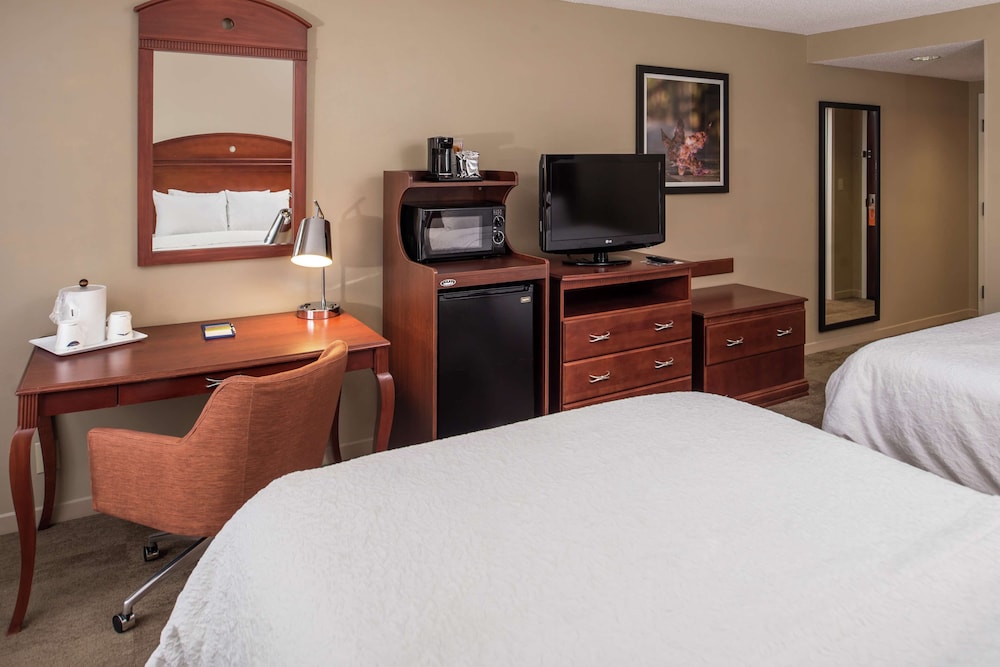 Hampton Inn Columbia Northeast Fort Jackson Area - photo 22