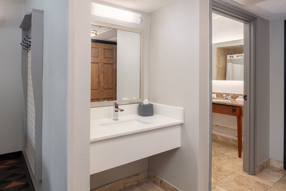 Holiday Inn Portland Columbia Riverfront By IHG - photo 35