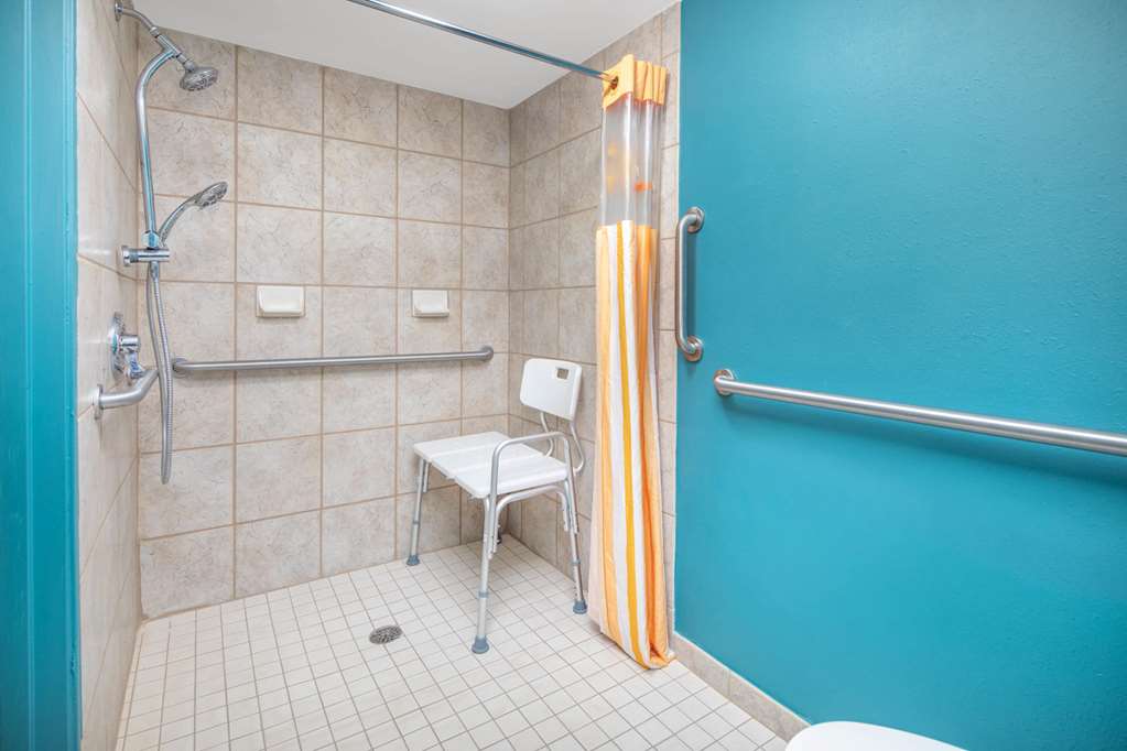 Wingate by Wyndham Valdosta Moody AFB - photo 19