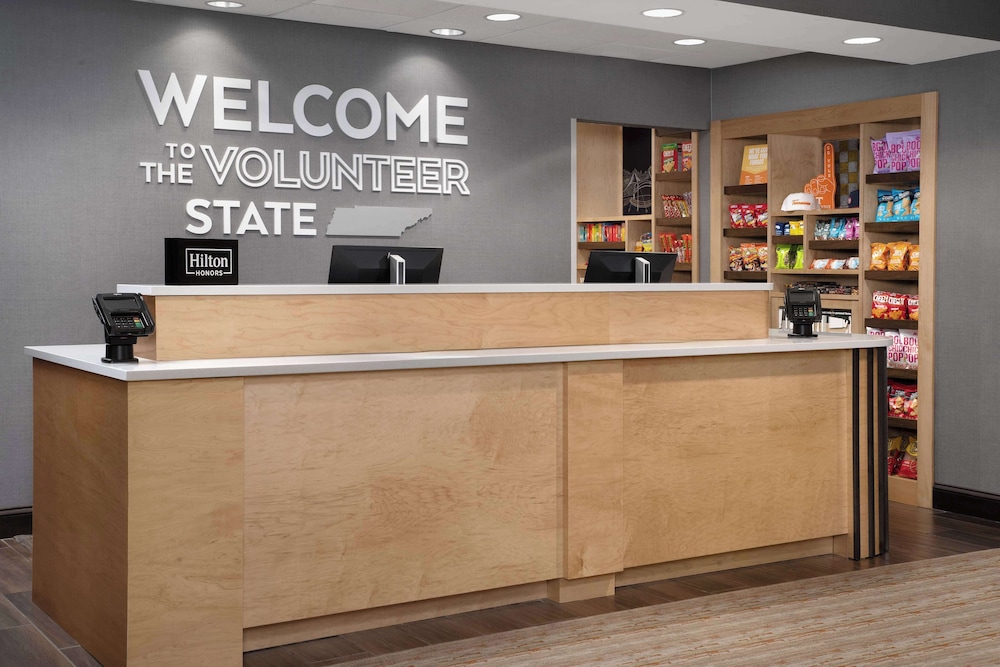 Hampton Inn & Suites Knoxville North I 75 - photo 12