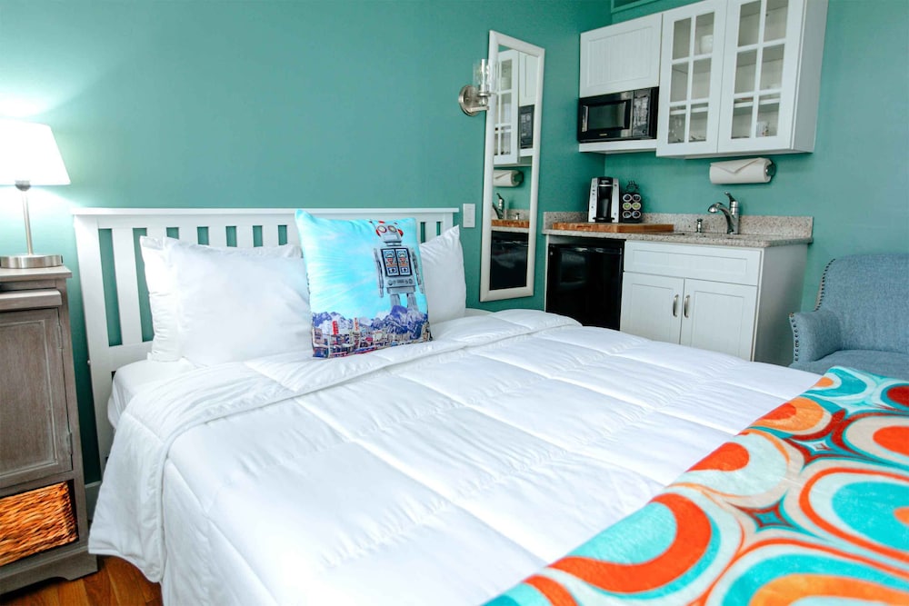 The Provincetown Hotel at Gabriel's - photo 22