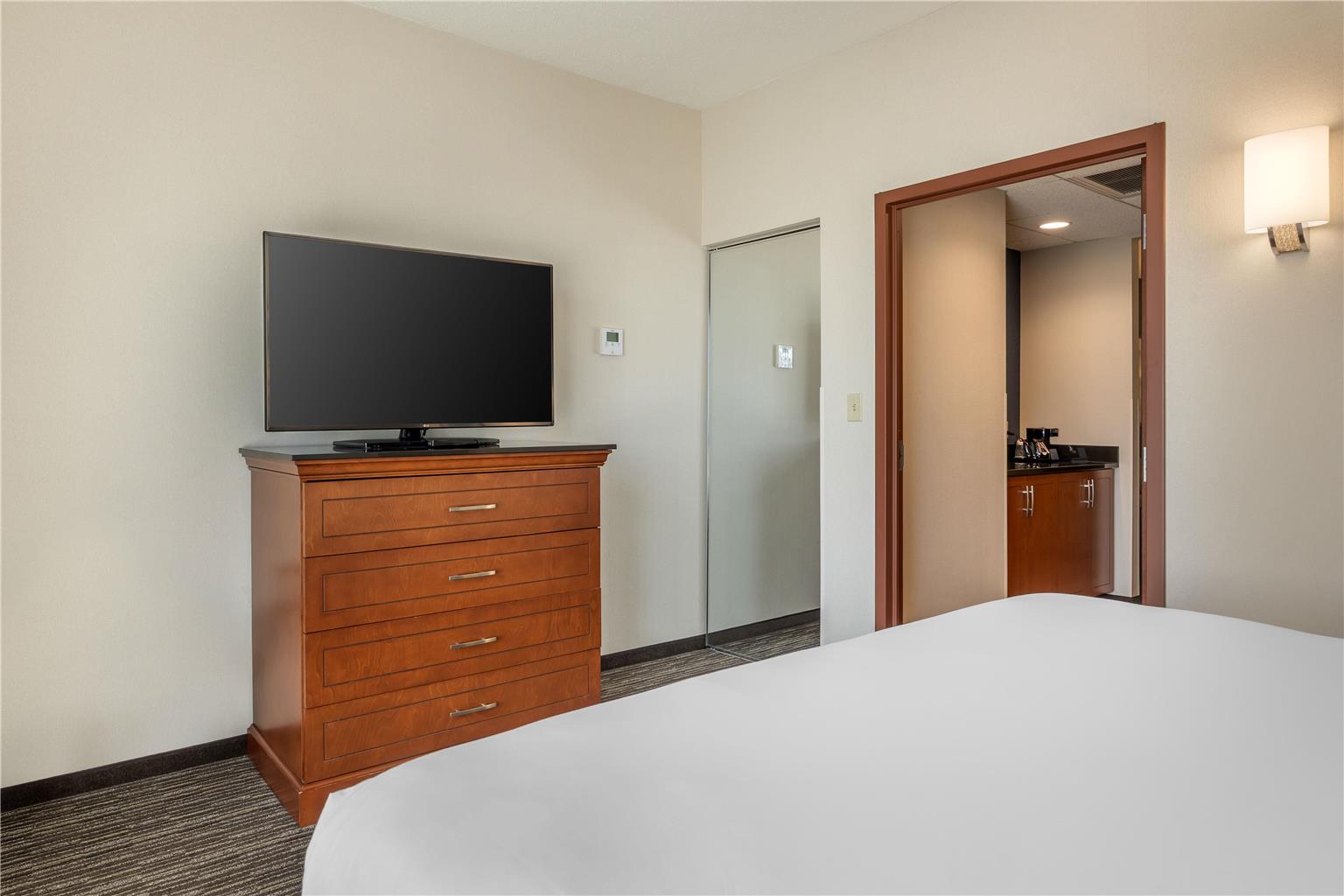 Drury Plaza Hotel Columbia East - photo 14