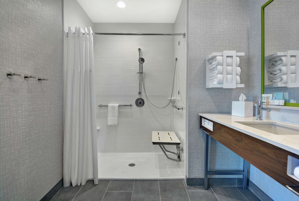 Hampton Inn & Suites Middleburg - photo 29
