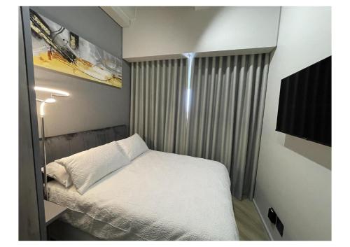 Chic Deluxe Studio at Thibault Square