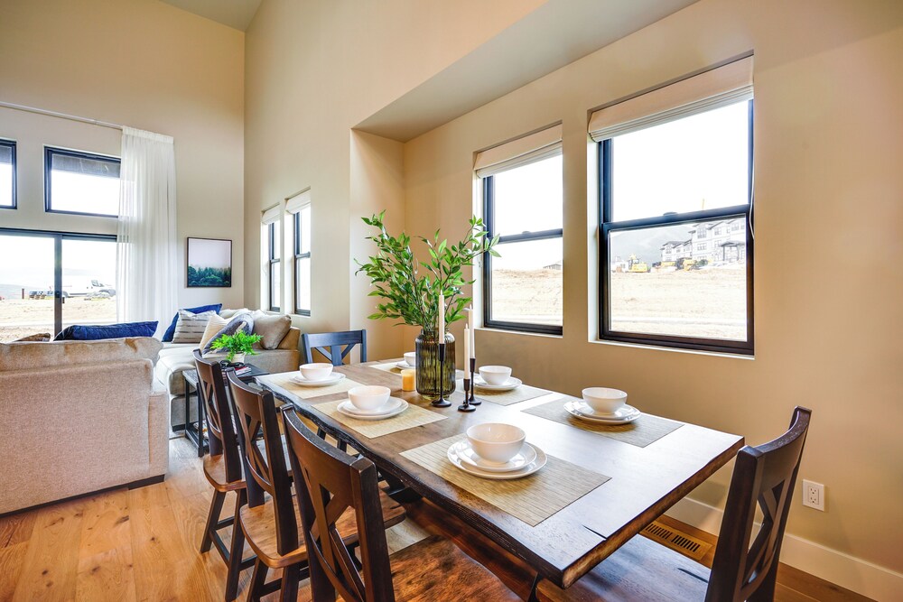 2 Mi to Deer Valley Resort: Townhome w Hot Tub - photo 5