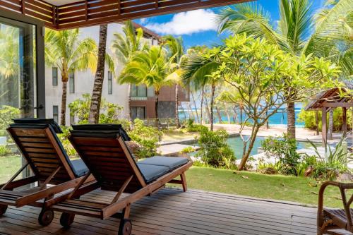 Beachfront chic retreat — 4-Star Luxury Hotel in Poste De Flacq, Mauritius