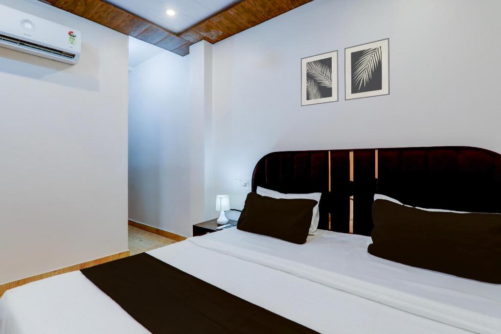 Super Hotel O Aastha Inn - last minute hotel in Lucknow