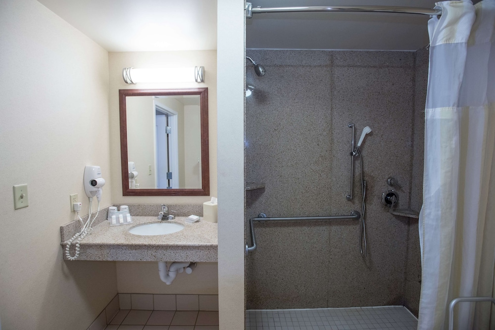 Hilton Garden Inn Wooster - photo 43