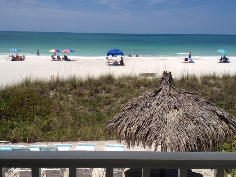 Coconuts Beach Resort - photo 119