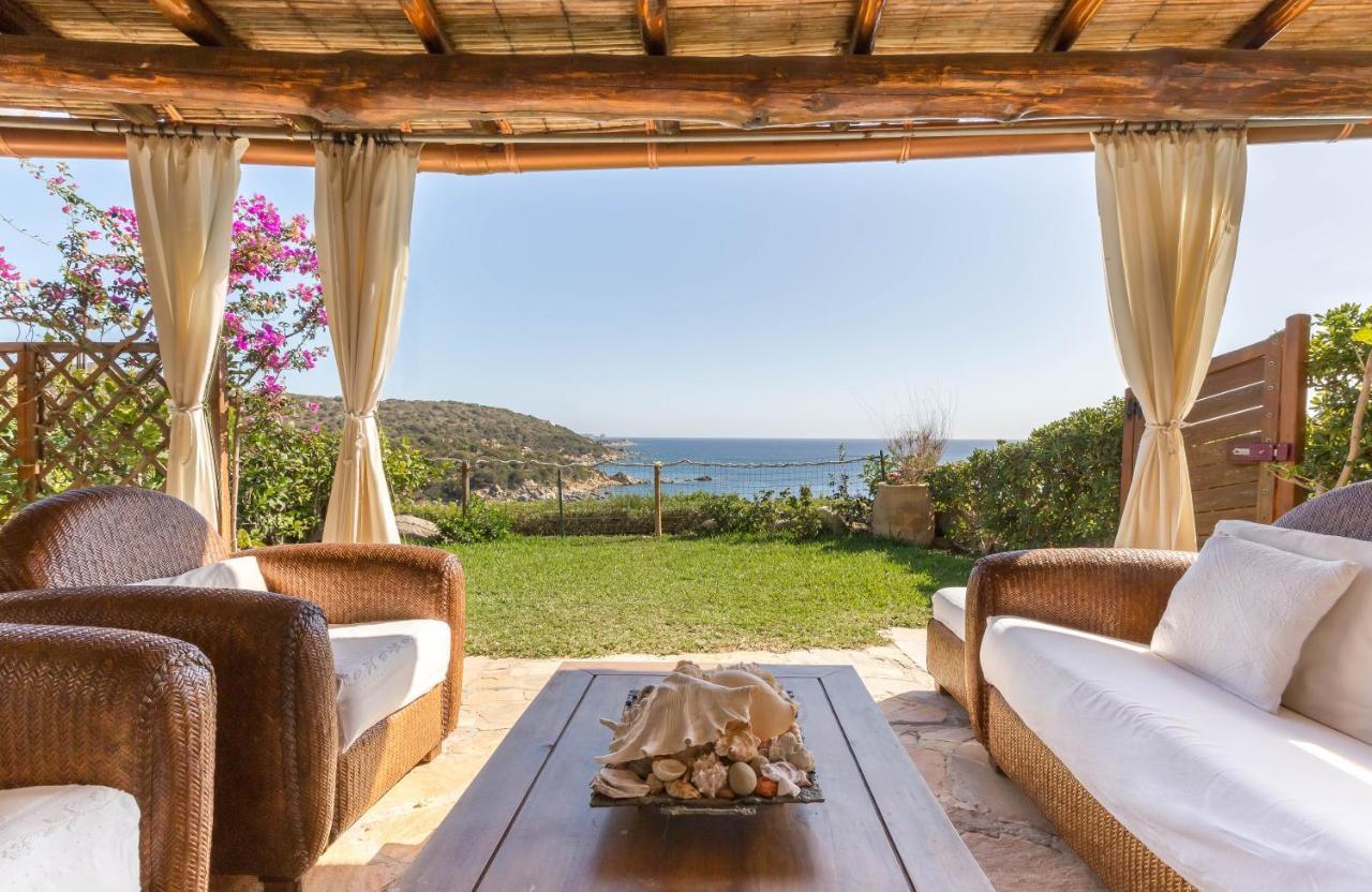 Luna Bay Home Retreat con vista sulla baia di Porto Luna a 2 km da Villasimius — 4-Star Luxury Hotel in Villasimius, Italy