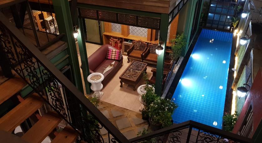 Tepbunthom Hostel