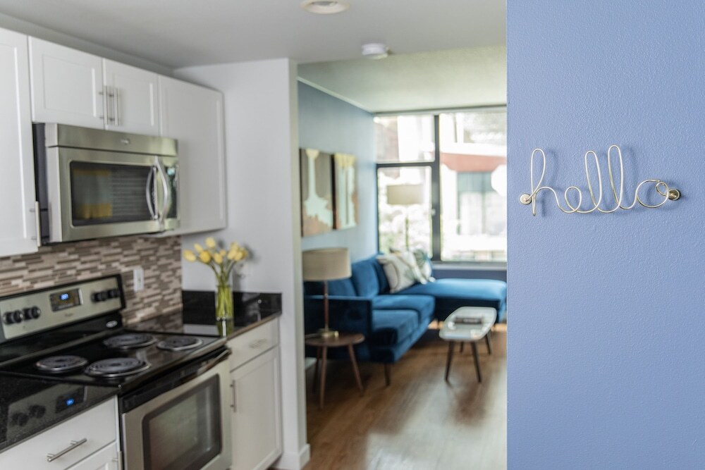 Domicile Suites at Harbor Steps - photo 21