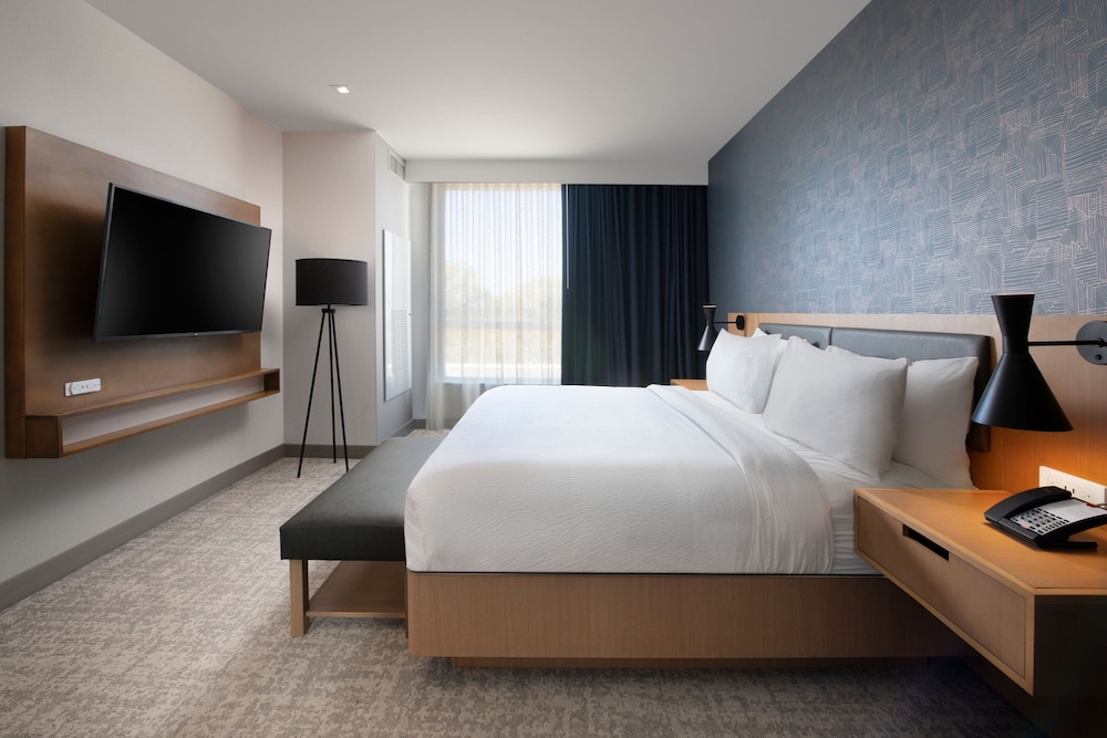 Residence Inn St. Louis Clayton - photo 9