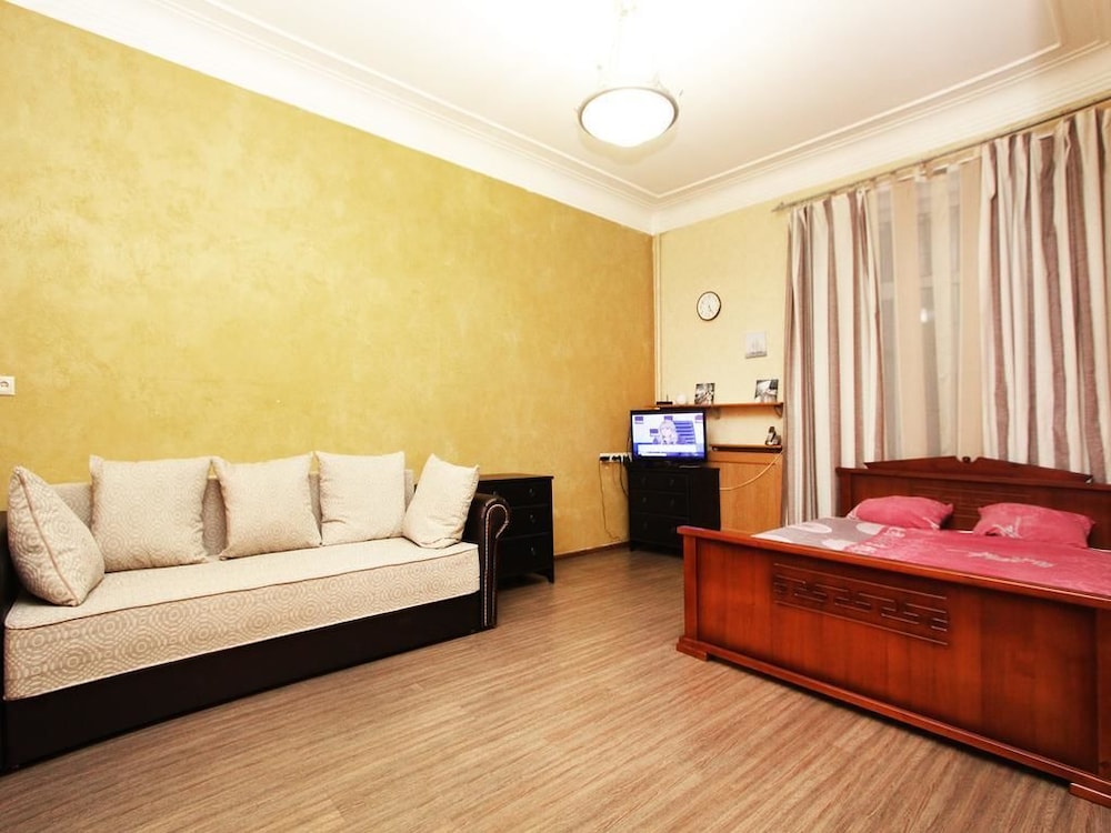 Confortable Room 5 — Milan