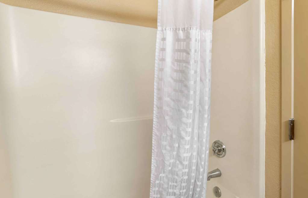 Extended Stay America Select Suites Newport News Oyster Pt - photo 25