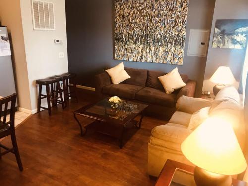 Ultra Spacious Penthouse Apt 2 3 Combo 15 Mins from NYC — 4-Star Luxury Hotel in Union, United States