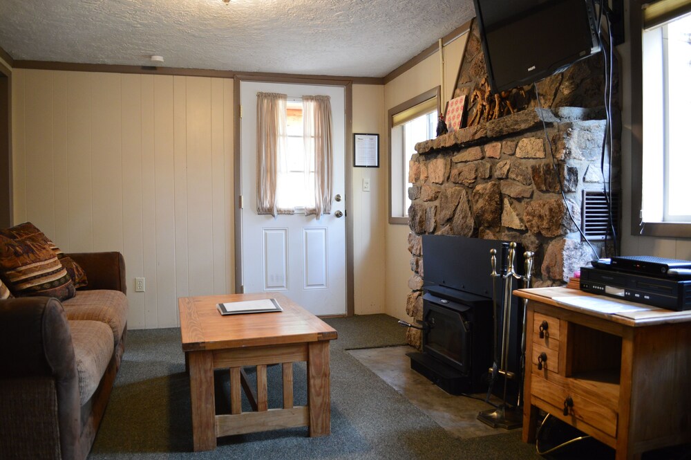Daven Haven Lodge & Cabins - photo 53